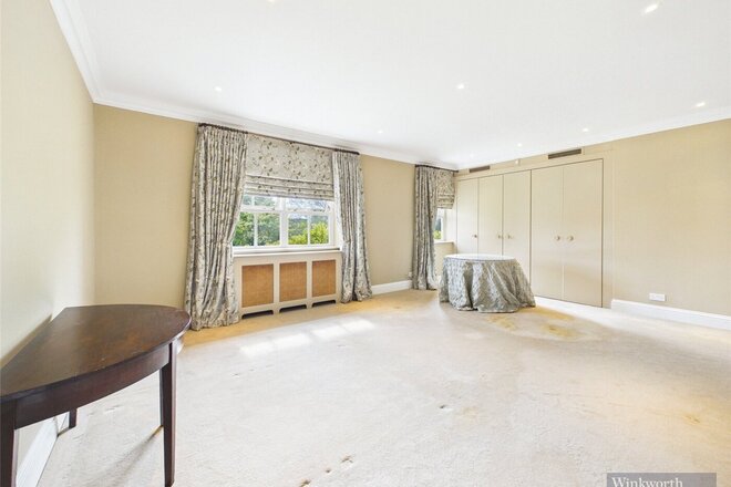 Coombe Lane West, Kingston upon Thames, KT2