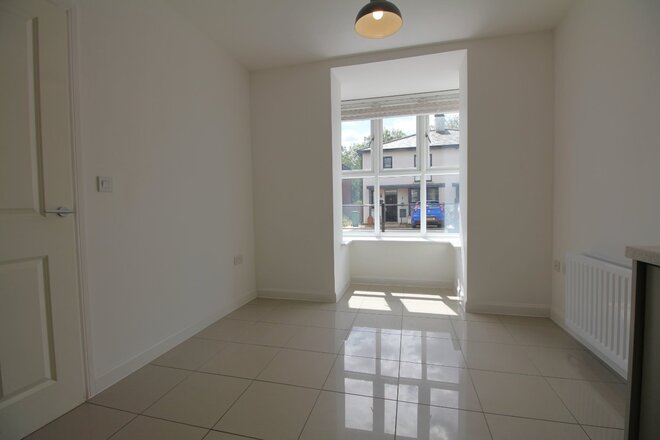Broad Acre Road, Gloucestershire, GL52