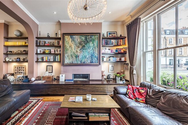 Sussex Street, London, SW1V