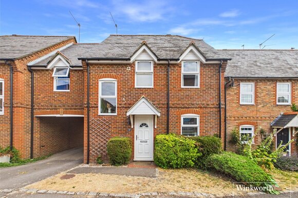 The Close, Thatcham, RG18
