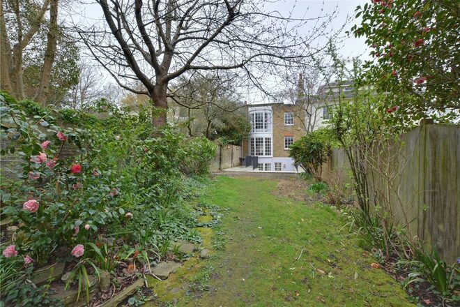Pond Road, London, SE3
