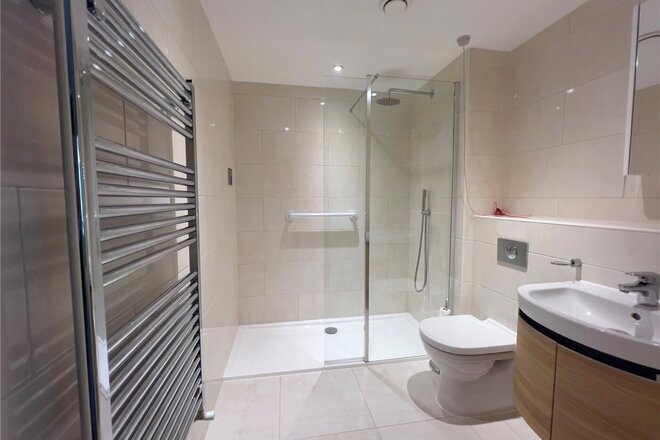 Duttons Road, Hampshire, SO51