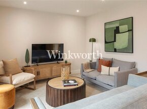Frankum Mews, London, N22