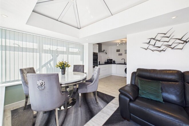 Crowden Crescent, Devon, EX16
