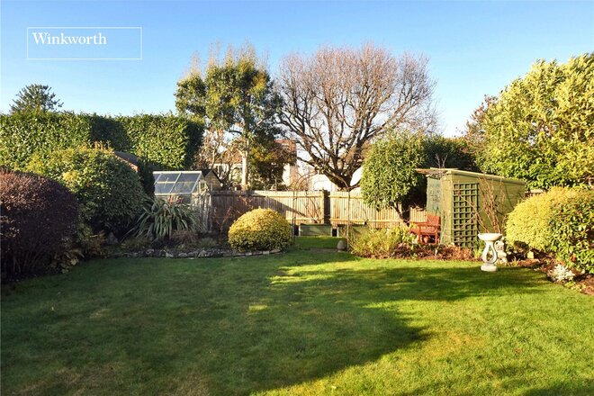 Nonsuch Walk, Sutton, SM2