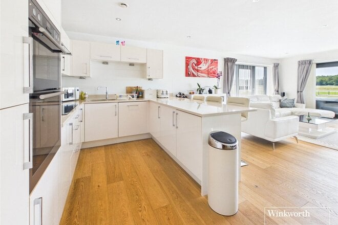 Kingman Way, Berkshire, RG14
