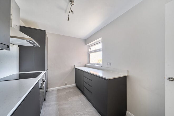 Foxgrove Road, Beckenham, BR3