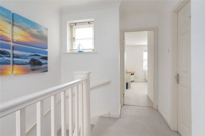 Island Wall, Whitstable, CT5