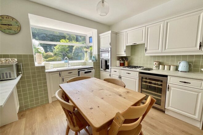 East Cliff Way, Dorset, BH23