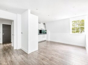 Kew Bridge Road, Brentford, TW8