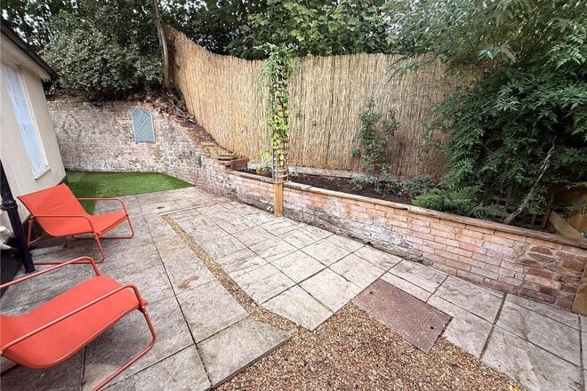 Winchester House, Romsey, SO51