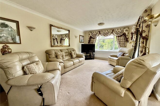 Burton Road, Poole, BH13