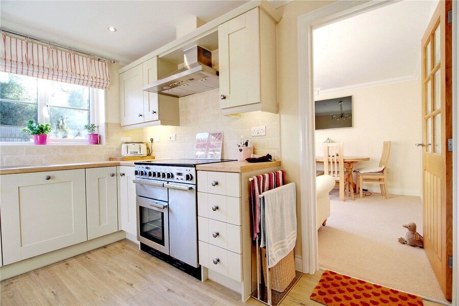 Kitchen/Dining