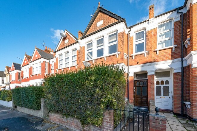 Ivy Road, Cricklewood, NW2