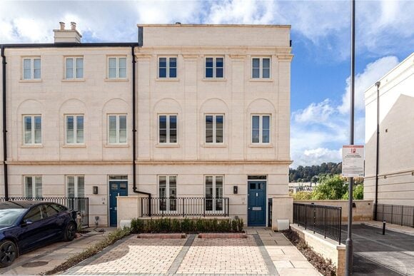 Holburne Park, Bath, BA2