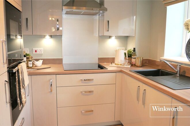 Westpole Avenue, Oakwood, EN4
