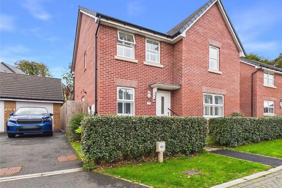 Archard Place, Devon, EX16