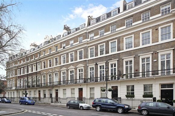 Hyde Park Square, Hyde Park, W2