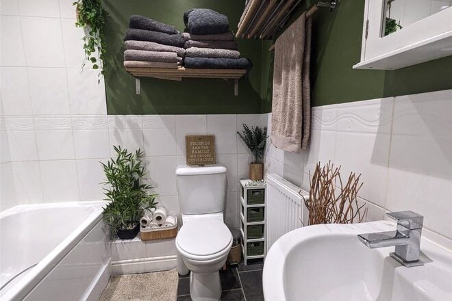 Charlestown, Grantham, NG32
