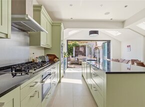 Bovingdon Road, London, SW6
