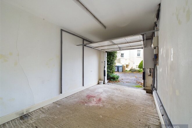 Surbiton Crescent, Kingston upon Thames, KT1
