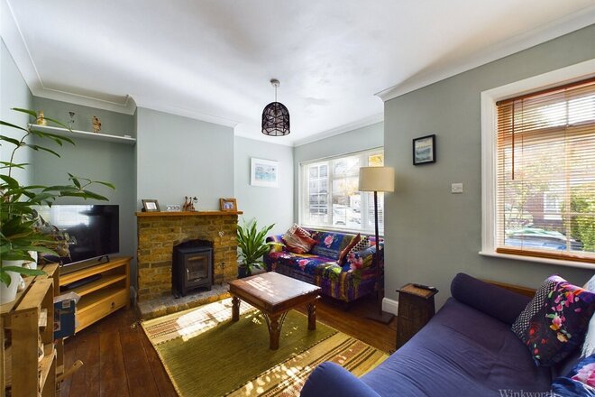 Tolworth Road, Surbiton, KT6