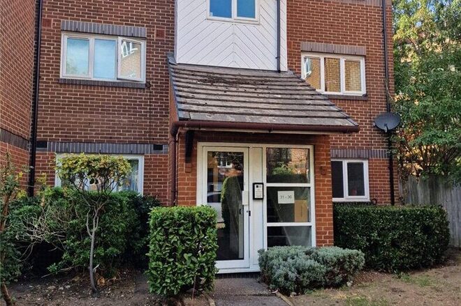 Henley Drive, London, SE1