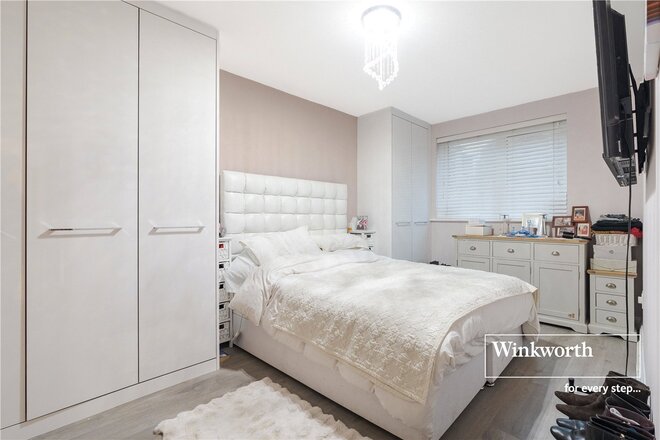 Marina Close, Bournemouth, BH5