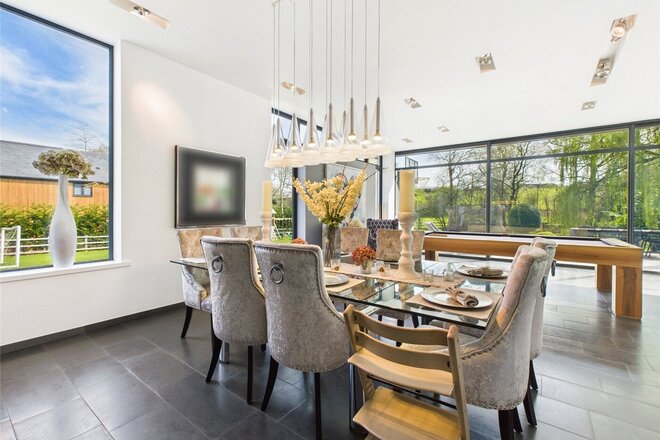 Ashford Hill Road, Thatcham, RG19