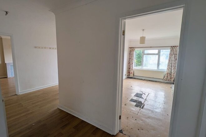 Hazelwood Avenue, Hampshire, BH25