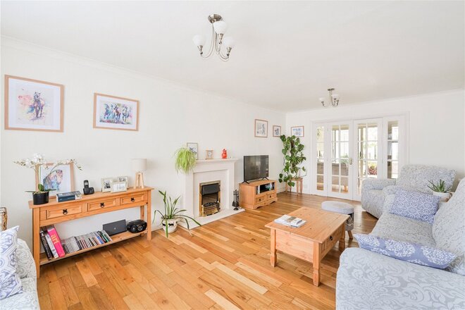 Chipstead Way, Surrey, SM7
