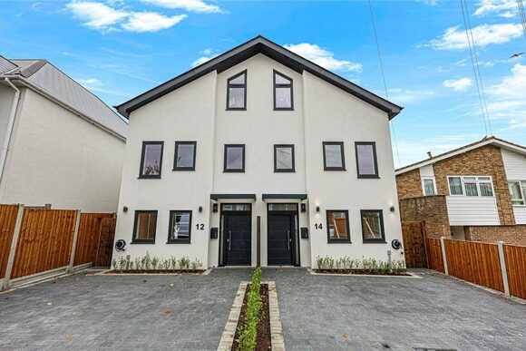 Crescent Road, Essex, SS9