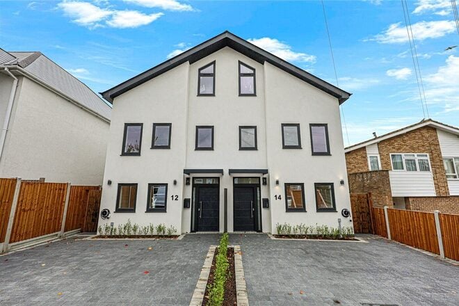 Crescent Road, Essex, SS9