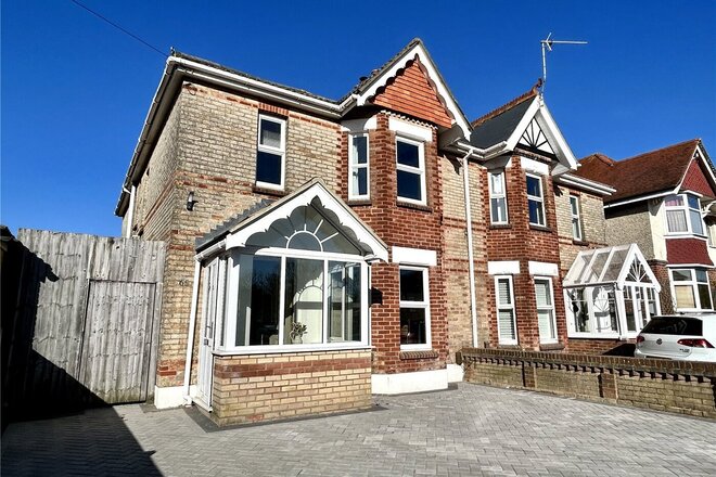 Alexandra Road, Poole, BH14