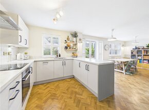 Canberra Crescent, Devon, EX16