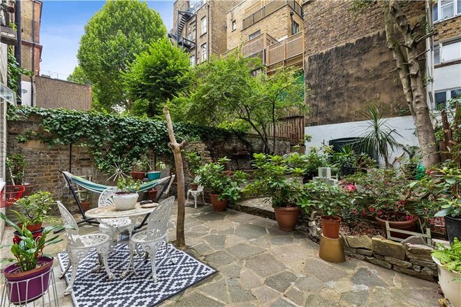Gledhow Gardens, London, SW5