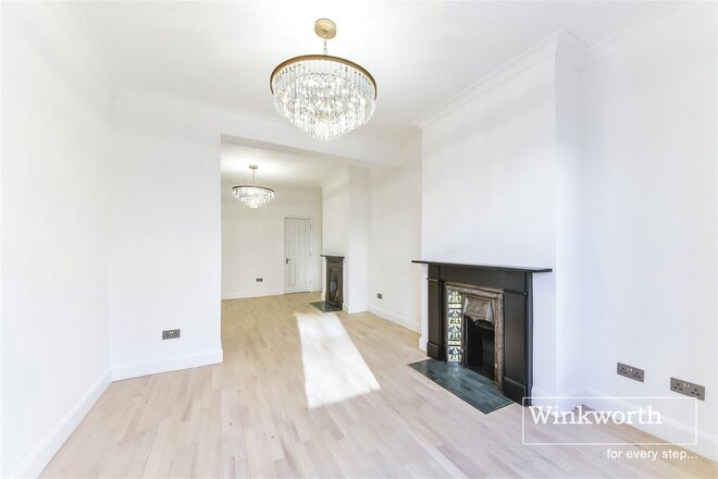 Bollo Lane, London, W4
