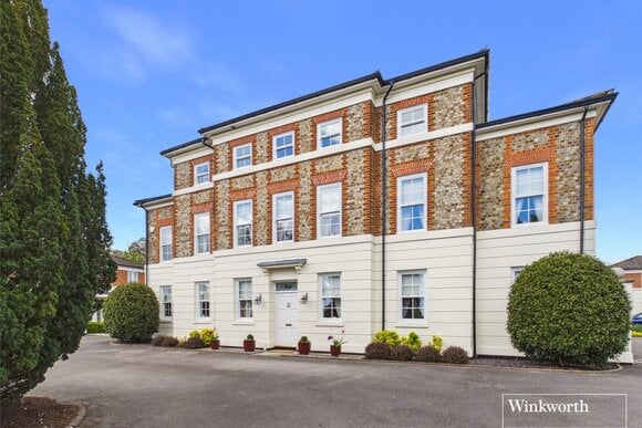 Wayland Close, Reading, RG7