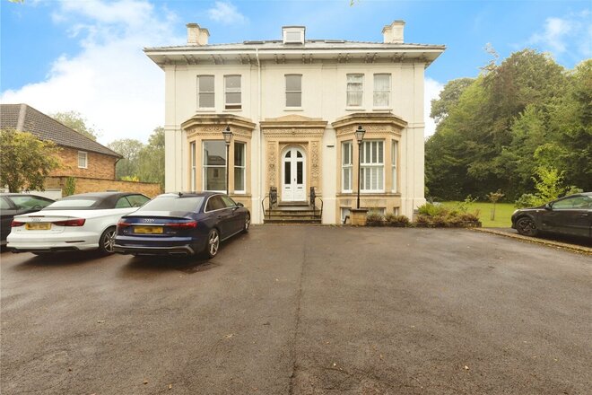 Queens Road, Gloucestershire, GL50