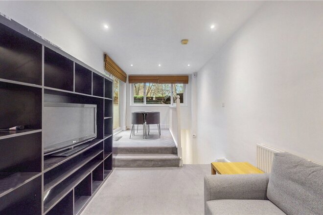 Queens Crescent, London, NW5
