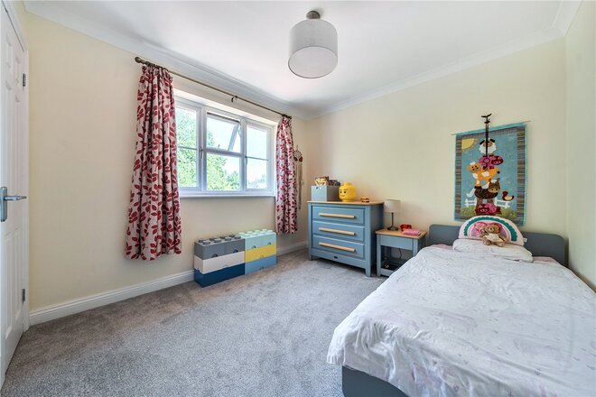 Cliddesden Road, Hampshire, RG21