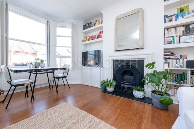 Bathurst Gardens, London, NW10