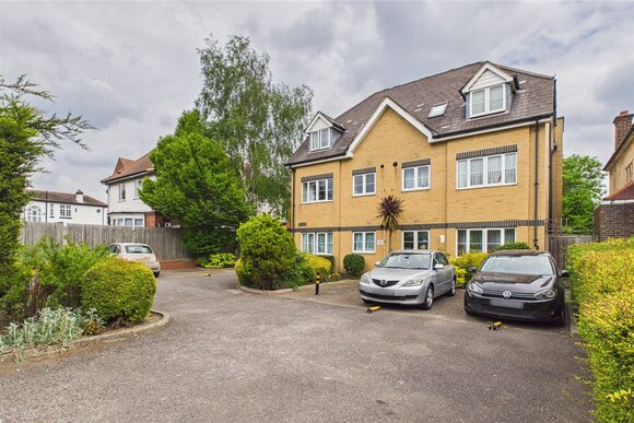 Leigham Court Road, London, SW16