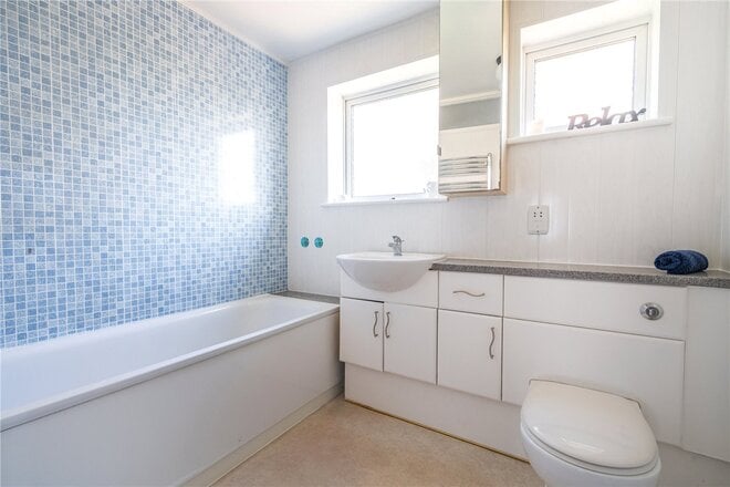 Walton Way, Berkshire, RG14