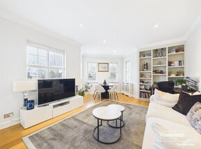 Turnberry Close, London, NW4