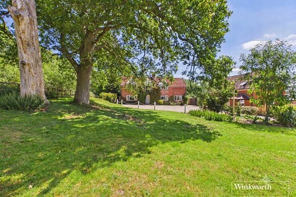 Crookham Common, Berkshire, RG19