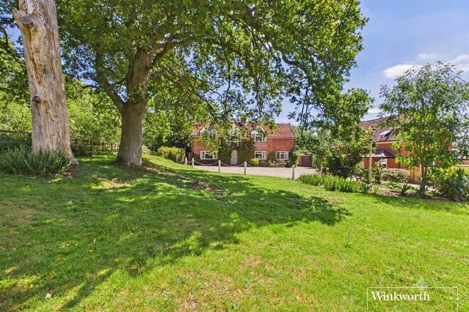 Crookham Common, Berkshire, RG19