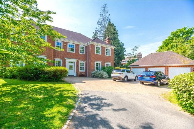 Lady Margaret Road, Berkshire, SL5