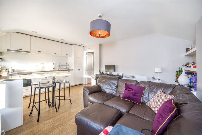 St Johns Road, Richmond, TW9