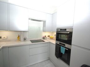 Clarence House, Romsey, SO51